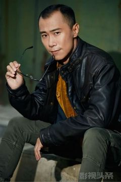 Zheng Hao interpreta Luo Changyu
