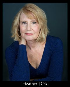 Heather Dick interpreta Older Woman