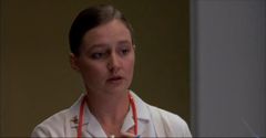 Jessica Craven interpreta Junior Nurse with Needle