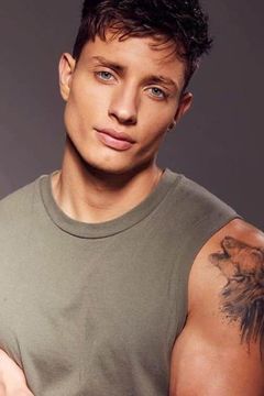 Matt Rife interpreta Leo