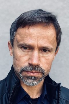 Jiri Stanek interpreta Willy Weasel