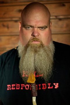 Randal Reeder interpreta Bob the Mechanic