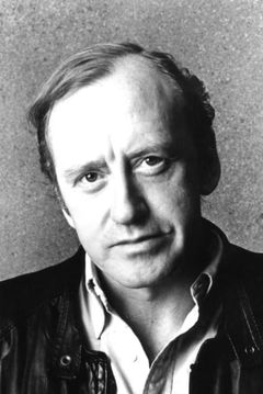 Nicol Williamson interpreta Little John