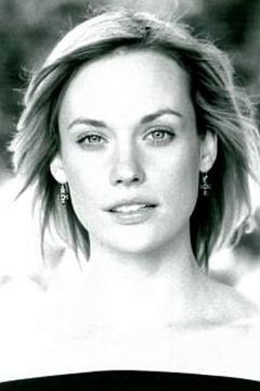 Stephanie O'Rourke interpreta Sexy P.A.