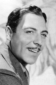 Joseph Calleia interpreta Police Sergeant Pete Menzies