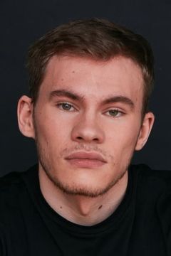 Mathieu Espagnet interpreta Kevin
