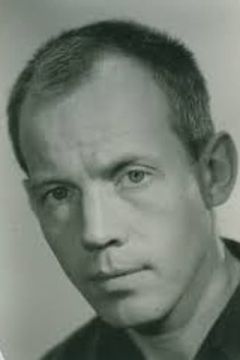 Axel Düberg interpreta Witness to Bishop's Death