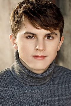 Wil Deusner interpreta Tom