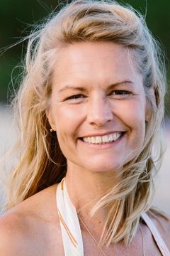 Jessica Veurman-Betts interpreta Hippie Gal