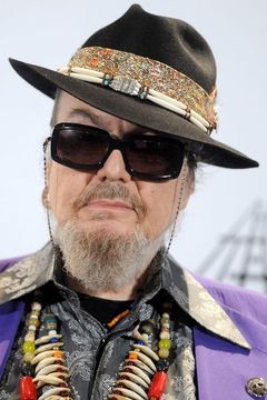 Dr. John interpreta The Louisiana Gator Boys