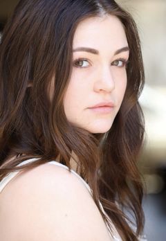 Megan Raich interpreta Brittany
