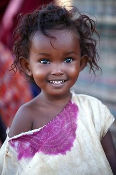 Safa Idriss Nour interpreta Little Waris