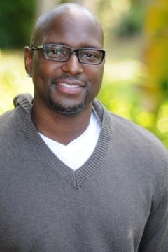 Anthony C. Hall interpreta Pizza Man