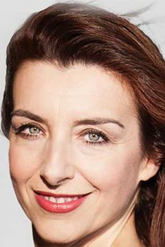 Laura Ruocco interpreta Luciana