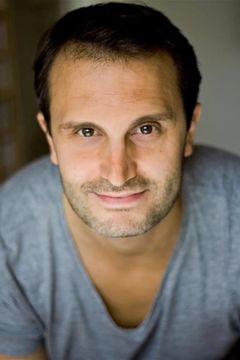Jérémy Prévost interpreta Roy