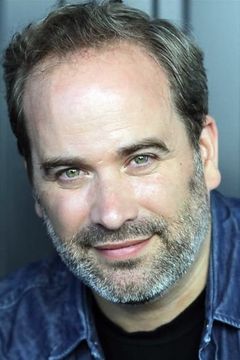 Arnaud de Montlivault interpreta Le client pathétique