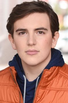 Blake Cooper interpreta Chuck