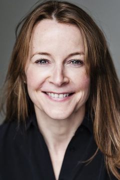 Kirsty Dillon interpreta Constable Gail Stephens