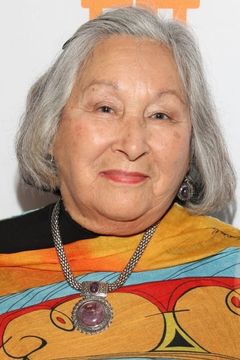 Edna Manitowabi interpreta Naomi