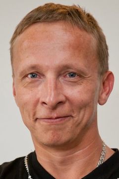 Ivan Okhlobystin interpreta Orm (voice)