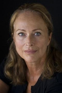 Sarah Chadwick interpreta Marion Barber