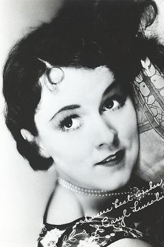 Caryl Lincoln interpreta Mrs. McNab (Uncredited)