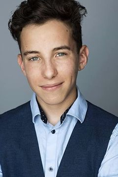 Cole Sand interpreta Additional Voices (voice)