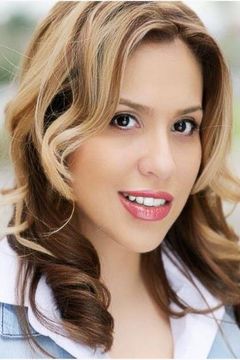 Christina De Leon interpreta Barred Door Woman