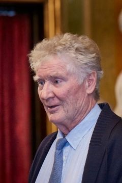 Niels Hinrichsen interpreta Sigurd