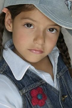 Jillian Bruno interpreta Samura Younger