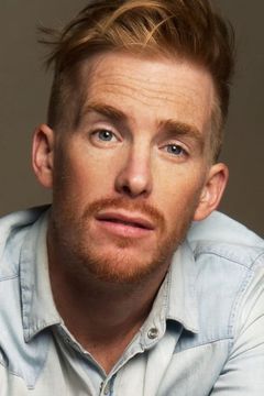 Michael Whalley interpreta The Kid