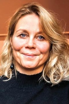 Anne Louise Hassing interpreta Agnes