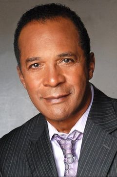 Clifton Davis interpreta Mayor Tyrone Smalls