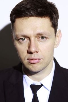 Christian Friedel interpreta Reinhold Gräf