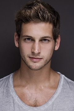 Max Emerson interpreta Benji