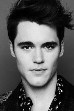 Charlie DePew interpreta Jake Salt