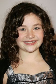 Gracie Bednarczyk interpreta Dawn Philipps