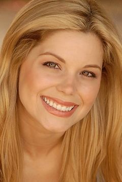 Kristina Romero interpreta Harriet Wells