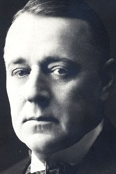 George Lessey interpreta Uncle Herbert (uncredited)