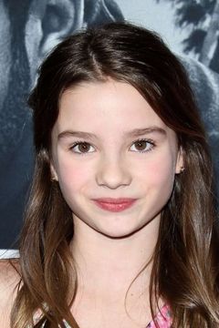 Elle Whitfield interpreta McKenna O'Brien