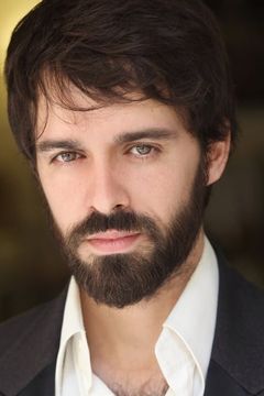 Alberto Amarilla interpreta Hermano Andrés