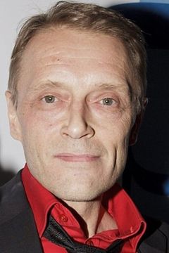 Ilkka Heiskanen interpreta Father