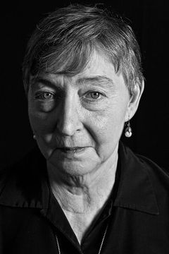 Maroussia Frank interpreta Lena