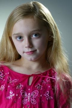 Cheyenne Alexis Dean interpreta Samantha's Friend