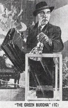Wolf Frees interpreta German Officer at Raymonde's Apartment (uncredited)