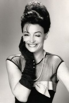 Belle Avery interpreta Linda (as Kell Tyler)