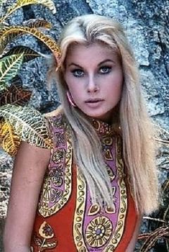Alena Johnston interpreta Antiope