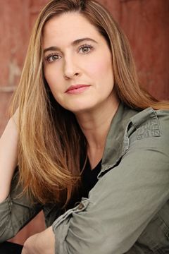 Kelli McNeil interpreta Woman with Dog