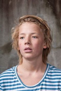 Johan Tinus Lindgren interpreta Dreng