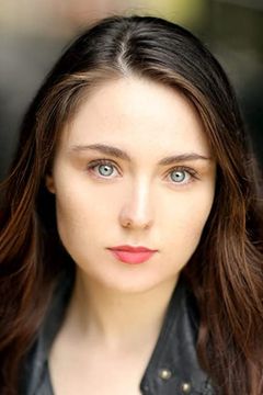 Roisin O'Neill interpreta Agnes Dillon